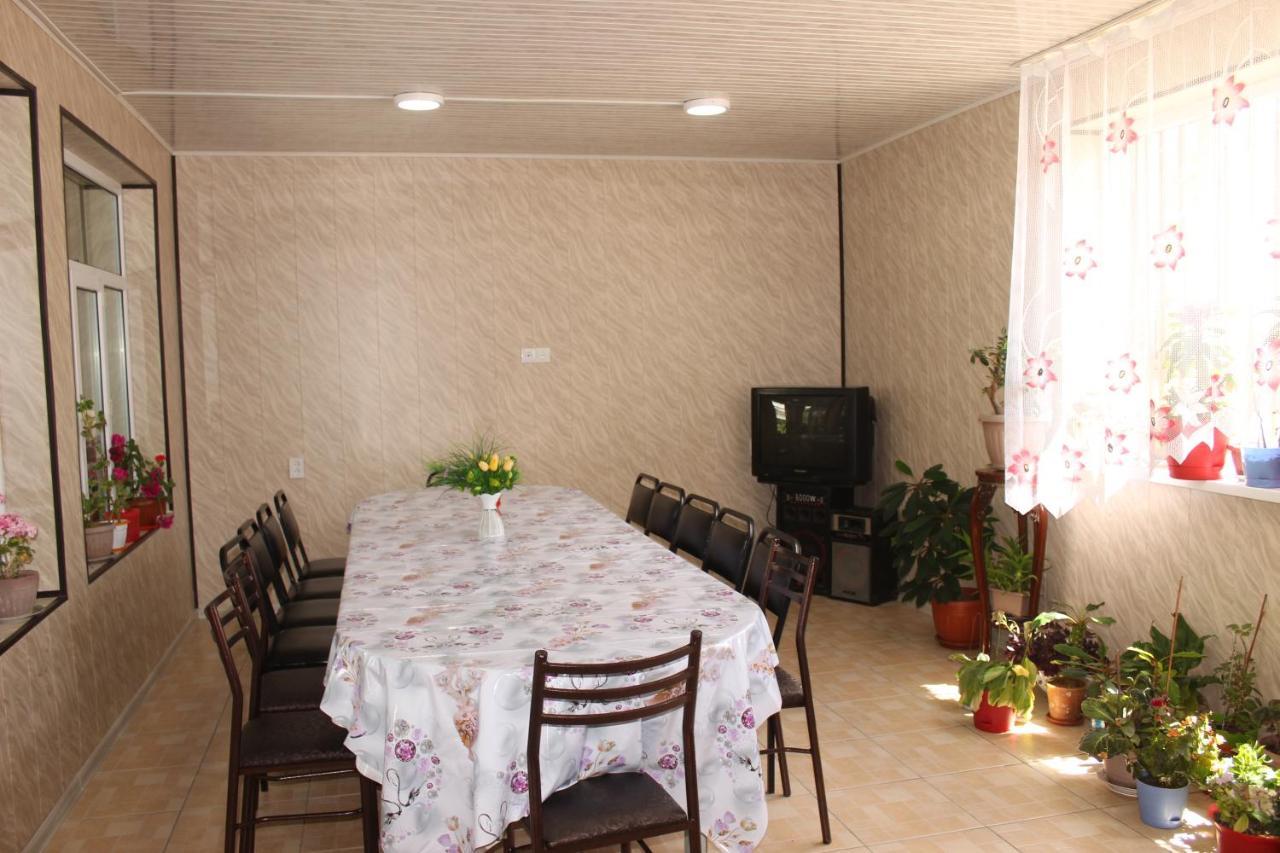 Guest House Jamal Naryn Εξωτερικό φωτογραφία